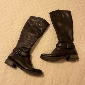 Also black leather boots, size 7.5